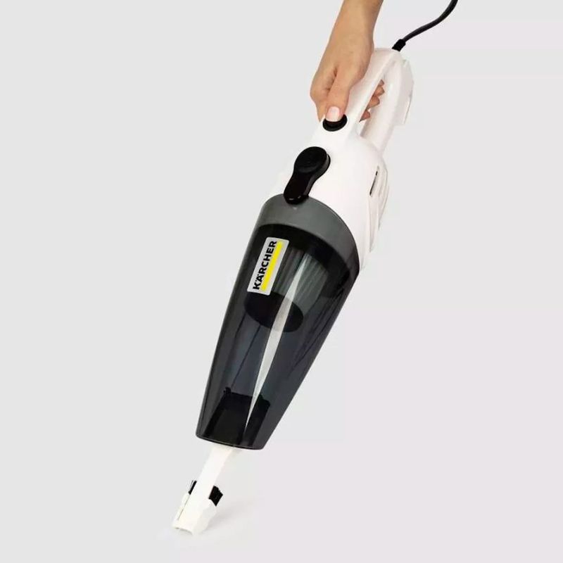 ASPIRADORA-KARCHER-VCL1-1000W-VERT---MANO
